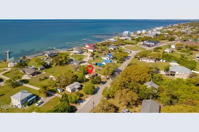 1072 Island Road, Harkers Island, NC 28531 - Photo 7