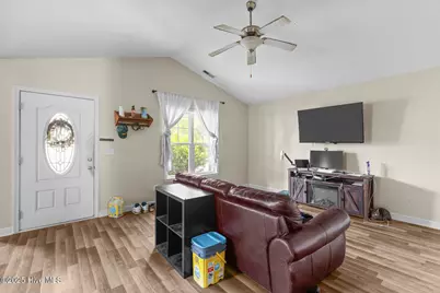 1272 Pickett Road, Jacksonville, NC 28540 - Photo 11