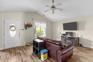 1272 Pickett Rd, Jacksonville, NC 28540 - Photo 11