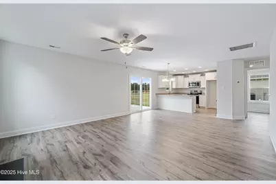 142 Sanctuary Street, Jacksonville, NC 28546 - Photo 7