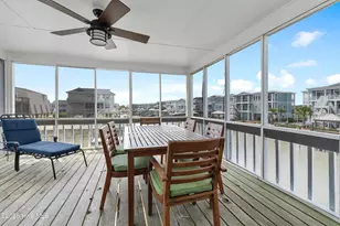 402 Dolphin St, Sunset Beach, NC 28468 - Photo 21