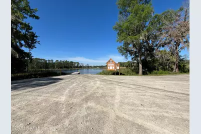 21 N Berne Landing Road, New Bern, NC 28560 - Photo 5