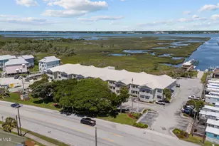 602 W Fort Macon Rd, Atlantic Beach, NC 28512 - Photo 25