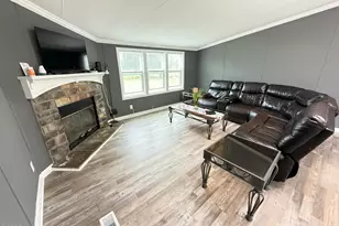 1071 Red Hill Rd, Mount Olive, NC 28365 - Photo 3
