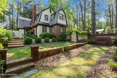 100 S Ridge Street, Southern Pines, NC 28387 - Photo 11