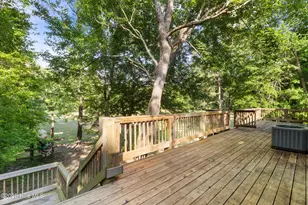 901 Riverview Dr, Burgaw, NC 28425 - Photo 67