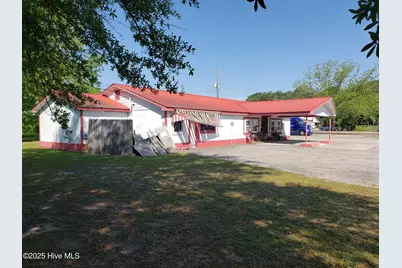 829 Conway Road, Fair Bluff, NC 28439 - Photo 3