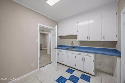 300 S Pearl Street, Williamston, NC 27892 - Photo 17