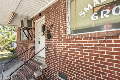 102 Roberson Street, Williamston, NC 27892 - Photo 5
