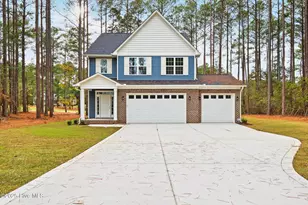 30080 Loblolly Ct, Wagram, NC 28396 - Photo 1