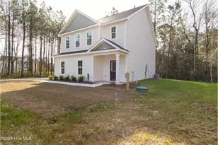 211 Brighttown Rd, Maysville, NC 28555 - Photo 3