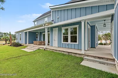115 S Middleton Drive NW, Calabash, NC 28467 - Photo 5