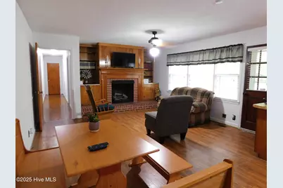 404 N Marlboro Street, McColl, SC 29570 - Photo 3