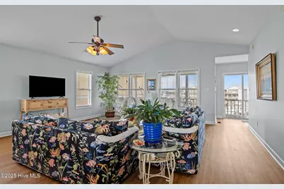 108 N Kinston Avenue, Atlantic Beach, NC 28512 - Photo 27