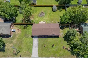 805 Hamlet Ave, Carolina Beach, NC 28428 - Photo 3