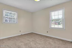 805 Hamlet Ave, Carolina Beach, NC 28428 - Photo 17