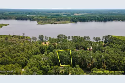 908 Crooked Creek Drive, New Bern, NC 28560 - Photo 11