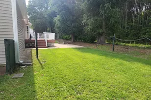 107 Oak Park Dr, Benson, NC 27504 - Photo 61