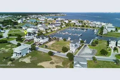818 Cannonsgate Drive, Newport, NC 28570 - Photo 7