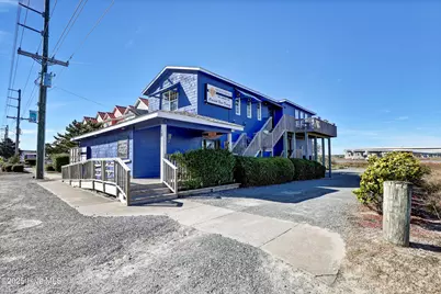 211 S Topsail Drive, Surf City, NC 28445 - Photo 5