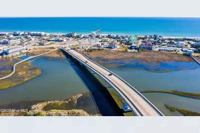 211 S Topsail Drive, Surf City, NC 28445 - Photo 37