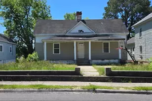 714 Leak St, Rockingham, NC 28379 - Photo 1