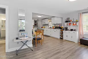 406 Walnut St, Elizabeth City, NC 27909 - Photo 9