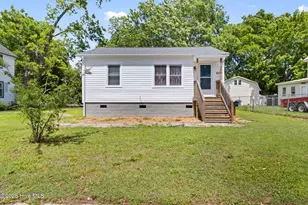 406 Walnut St, Elizabeth City, NC 27909 - Photo 1