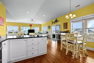 2414 Ocean Dr, Emerald Isle, NC 28594 - Photo 9