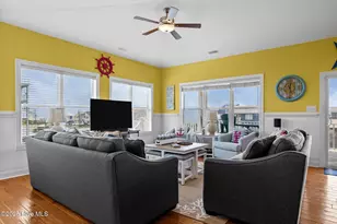 2414 Ocean Dr, Emerald Isle, NC 28594 - Photo 17