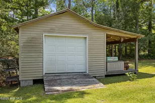 111 Hampton Pl, Newport, NC 28570 - Photo 43