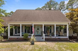 111 Hampton Pl, Newport, NC 28570 - Photo 1