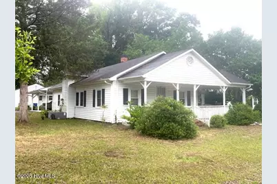 302 Lower Street, Elizabethtown, NC 28337 - Photo 1