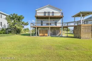 6707 Kings Lynn Dr, Oak Island, NC 28465 - Photo 29
