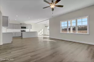 1106 Lunenburg Pl, Jacksonville, NC 28540 - Photo 15