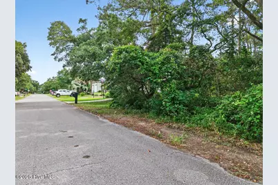 104 SW 24th Street, Oak Island, NC 28465 - Photo 35