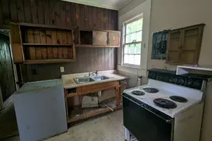 207 Bruton St W, Wilson, NC 27893 - Photo 13