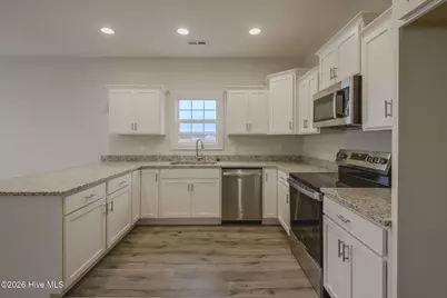 731 Regiment Road, Jacksonville, NC 28546 - Photo 13