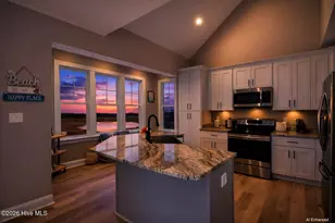 310 Bay Cir, North Topsail Beach, NC 28460 - Photo 3