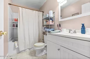 608 Henderson Dr, Jacksonville, NC 28540 - Photo 21