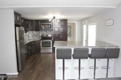 174 Lennondale Boulevard, Elizabethtown, NC 28337 - Photo 7
