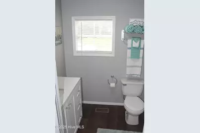 174 Lennondale Boulevard, Elizabethtown, NC 28337 - Photo 13