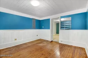 125 W Pine St, Pine Level, NC 27568 - Photo 15