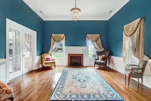 125 W Pine St, Pine Level, NC 27568 - Photo 7
