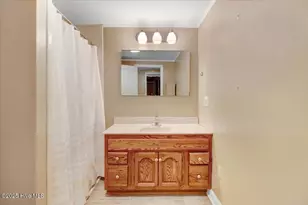 125 W Pine St, Pine Level, NC 27568 - Photo 21