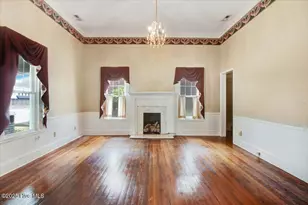 125 W Pine St, Pine Level, NC 27568 - Photo 9