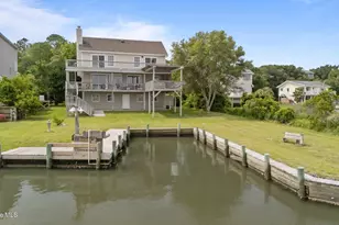 5314 Bogue Sound Dr, Emerald Isle, NC 28594 - Photo 3