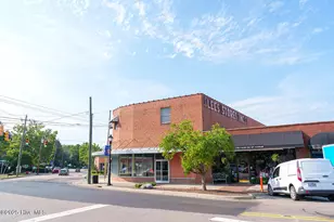 124 W Main St, Aberdeen, NC 28315 - Photo 1