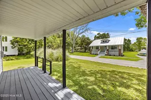 509 Academy St, Oriental, NC 28571 - Photo 27