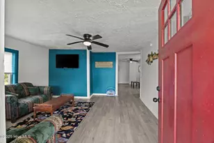 509 Academy St, Oriental, NC 28571 - Photo 3